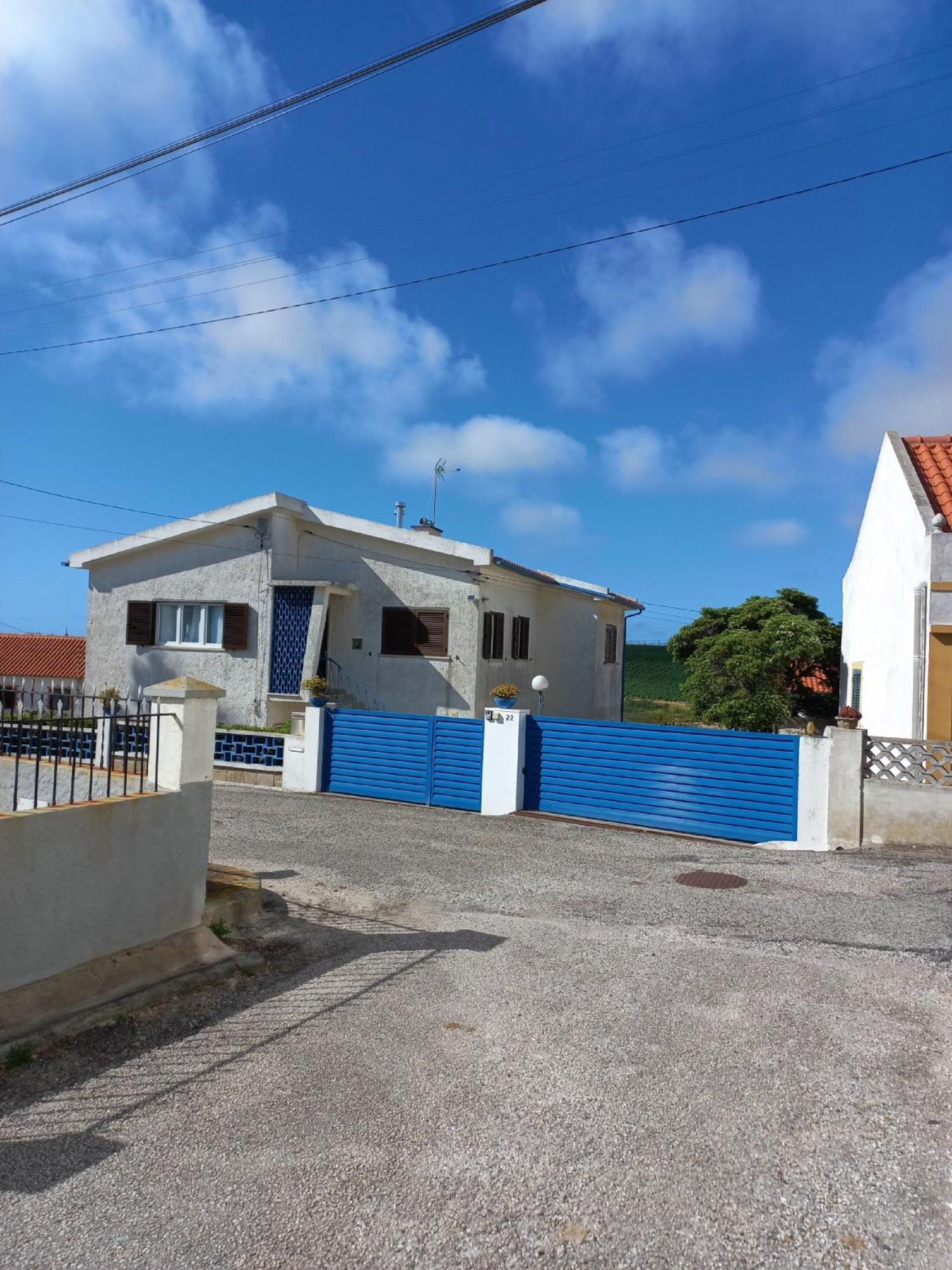 Casa Do Portao Azul - Dourada Apartment Atouguia Da Baleia Exterior photo